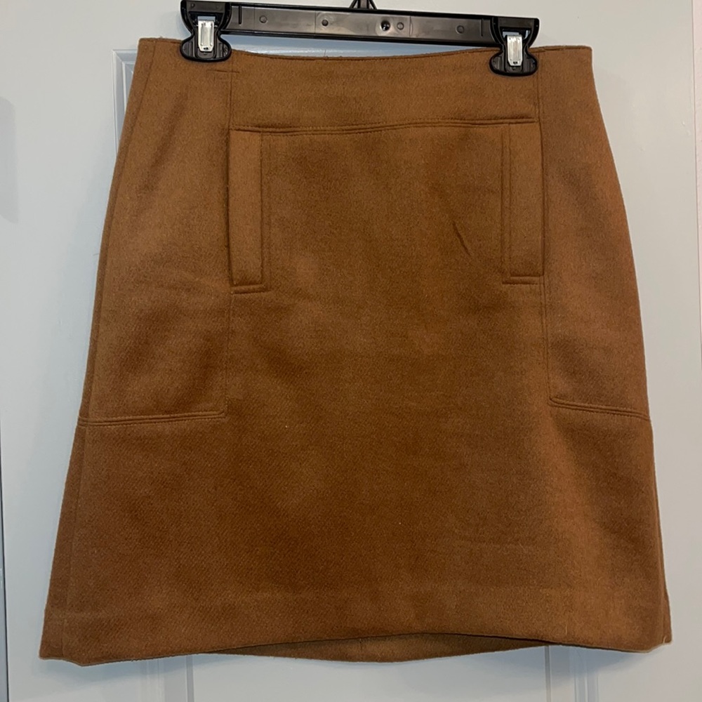 Vintage looking high waisted skirt
